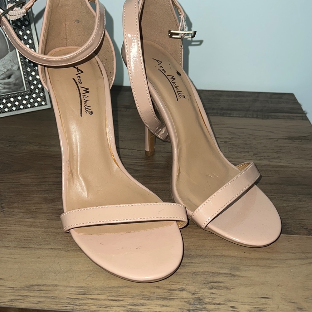 Beige heels